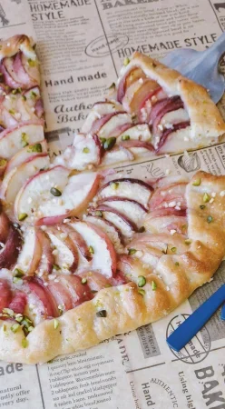 Tarte rustique à la pêche