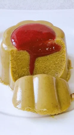 Panna cotta pistache