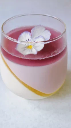 Panna cotta violette et citron