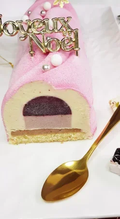 Bûche fruits rouges et nougat TM