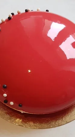 Entremet fruits rouges et chocolat blanc