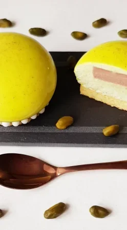 Entremet chocolat et pistache